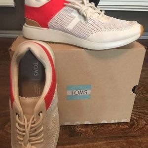 TOMS Off White and Burnt Orange Trim Sneakers